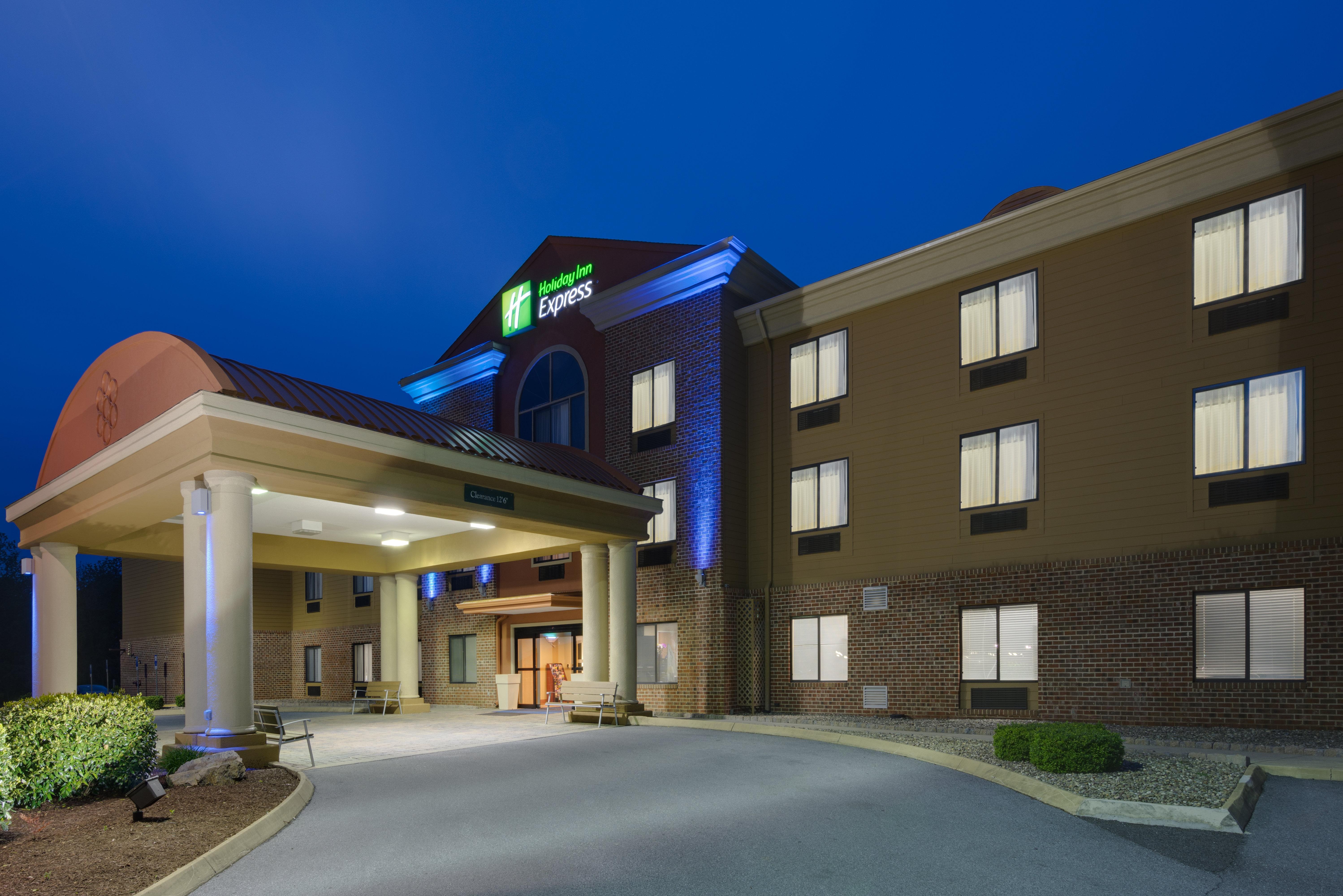Shenandoah Junction Holiday Inn Express Charles Town By Ihg מראה חיצוני תמונה