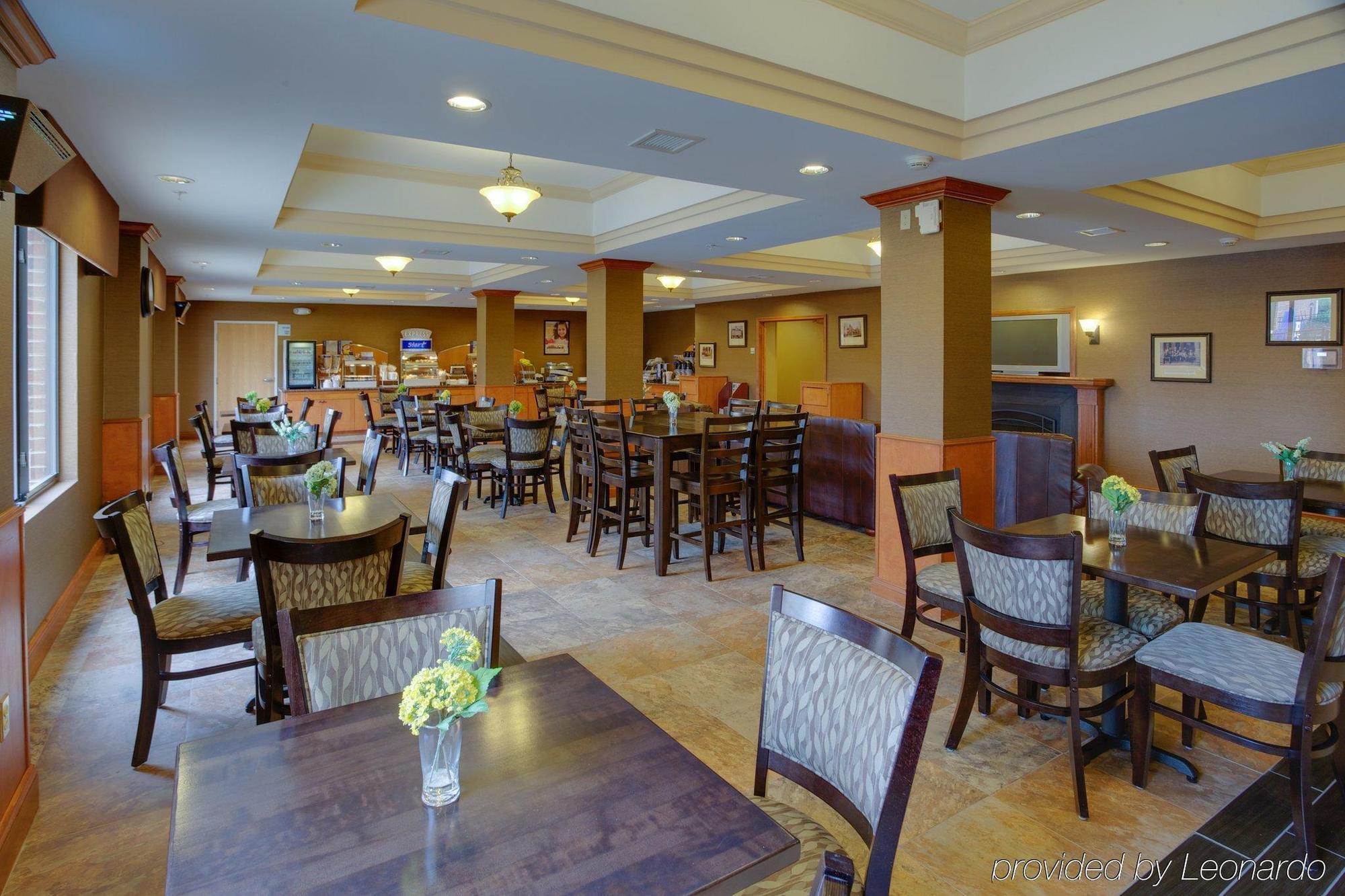 Shenandoah Junction Holiday Inn Express Charles Town By Ihg מראה חיצוני תמונה