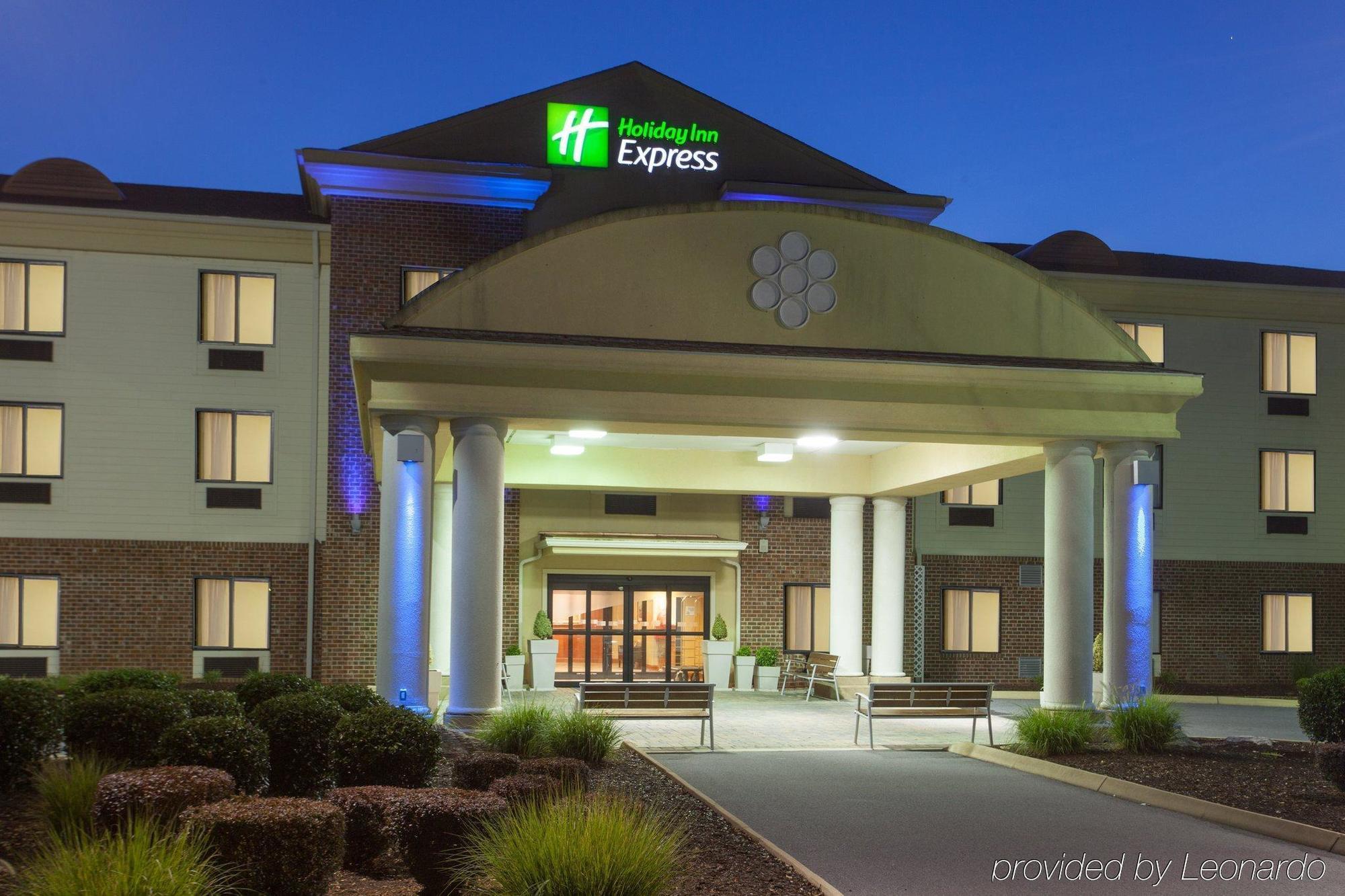 Shenandoah Junction Holiday Inn Express Charles Town By Ihg מראה חיצוני תמונה