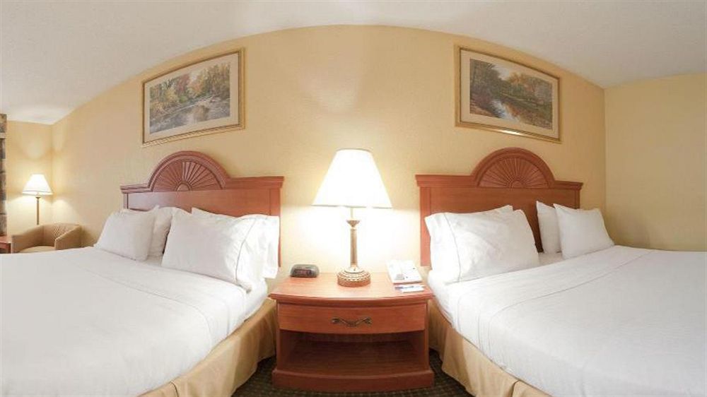 Shenandoah Junction Holiday Inn Express Charles Town By Ihg מראה חיצוני תמונה